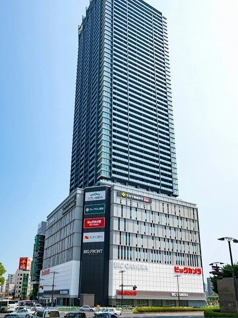 ビックカメラ　広島駅前店まで750m