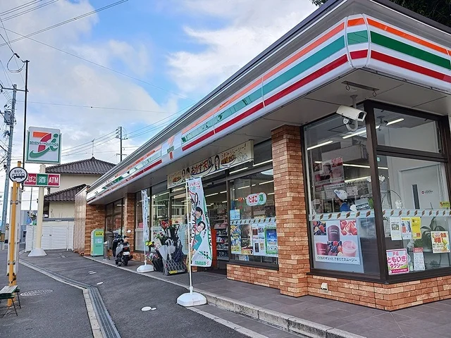 セブンイレブン戸坂南店まで850m