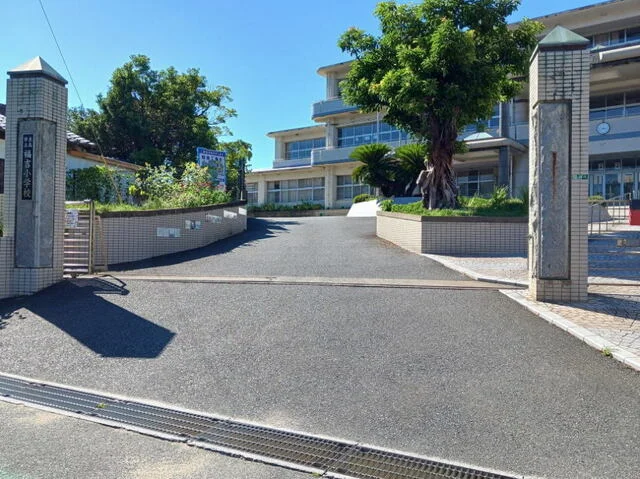 糸島市立福吉小学校まで600m