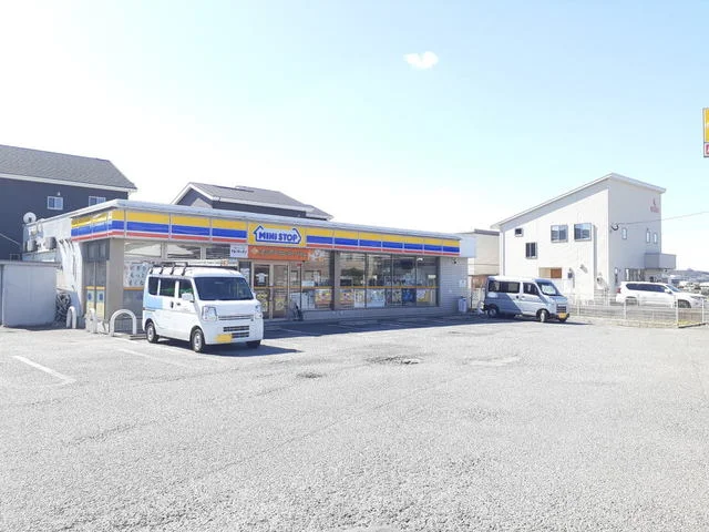 ミニストップ須恵植木店まで550m