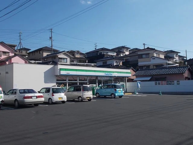 ファミリーマート塩浜店まで1100m