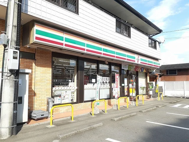 セブンイレブン宮崎大塚中央通店まで700m