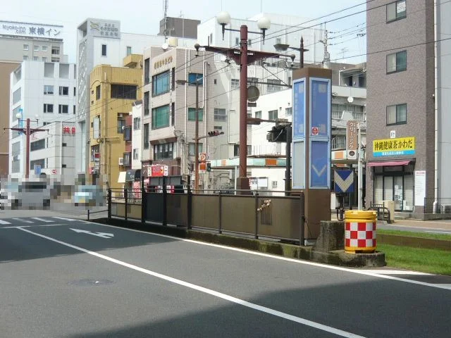 都通電停まで30m