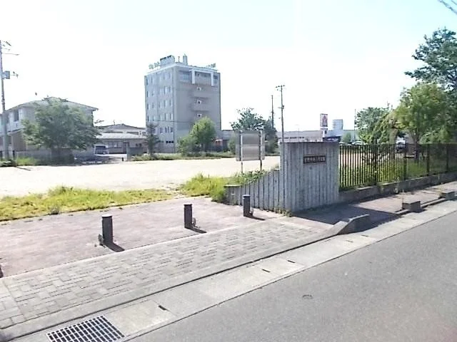 築館宮野中央１号公園まで6m