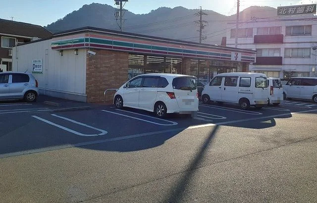 セブンイレブンまで150m