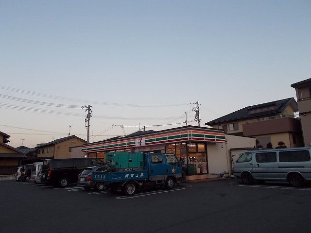 セブンイレブン静岡西大谷店まで270m