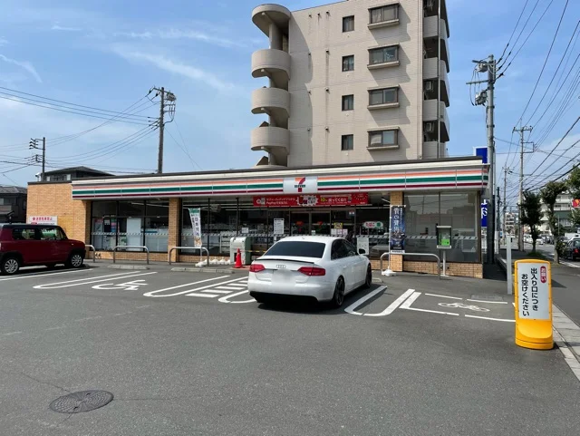 セブンイレブンまで650m