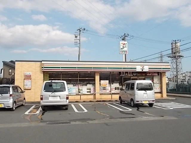 セブンイレブン水戸島１丁目店まで400m