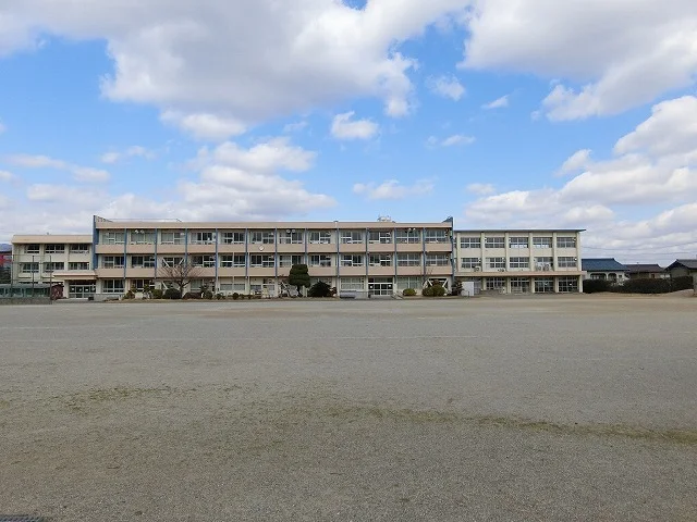 垂井町宮代小学校まで200m