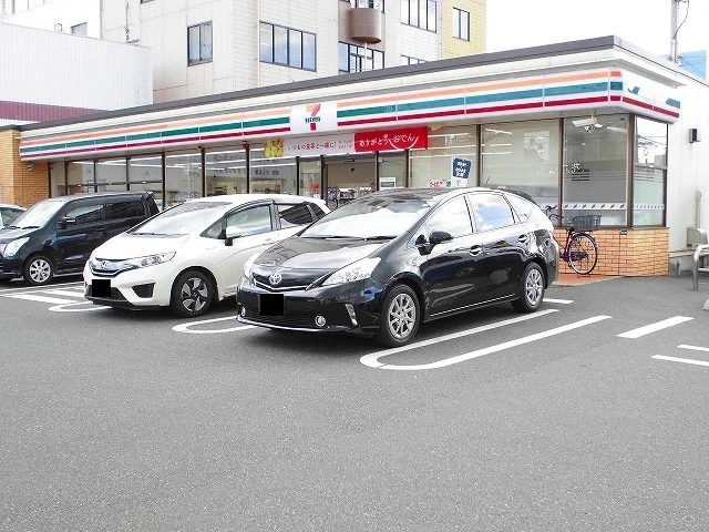 セブンイレブン福山若松町店まで960m