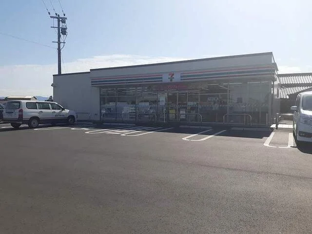セブンイレブン小郡上岩田店まで150m
