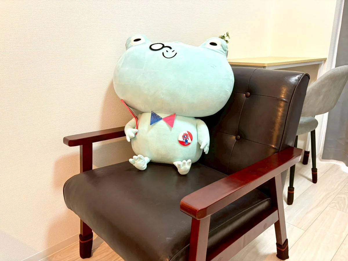 エスリード賃貸のマスコットキャラクター『ケロ坊』も皆様のご利用お待ちしております♪