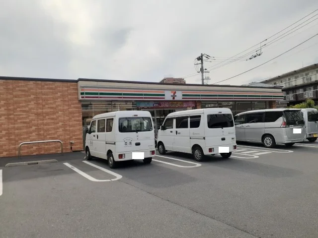 セブンイレブン船橋海神町南店まで300m