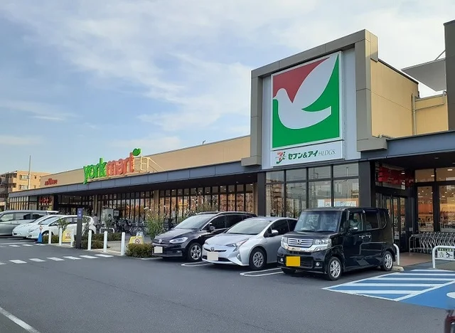 ヨーク　ハレノテラス東大宮店まで700m