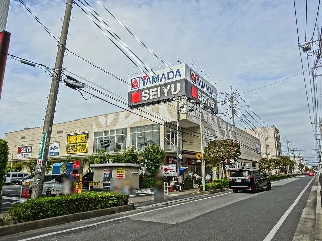 西友　東川口店まで1100m