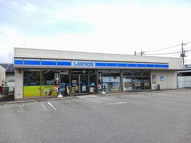 ローソン甲府住吉一丁目店まで350m