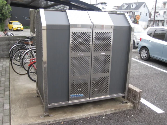 敷地内ゴミ回収BOX