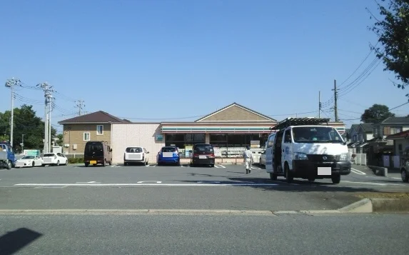 セブンイレブンさいたま本郷町店まで240m