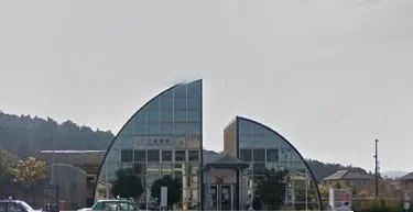 二見浦駅まで2400m
