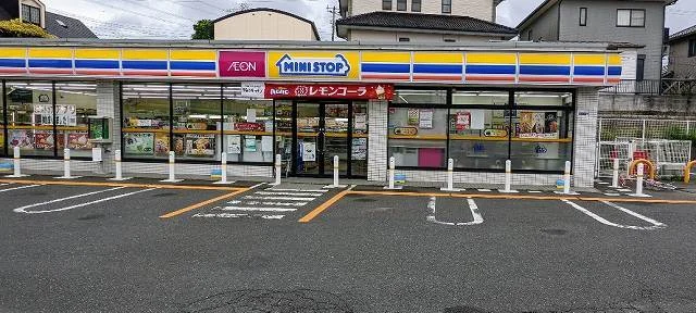 ミニストップ木更津畑沢南店まで900m