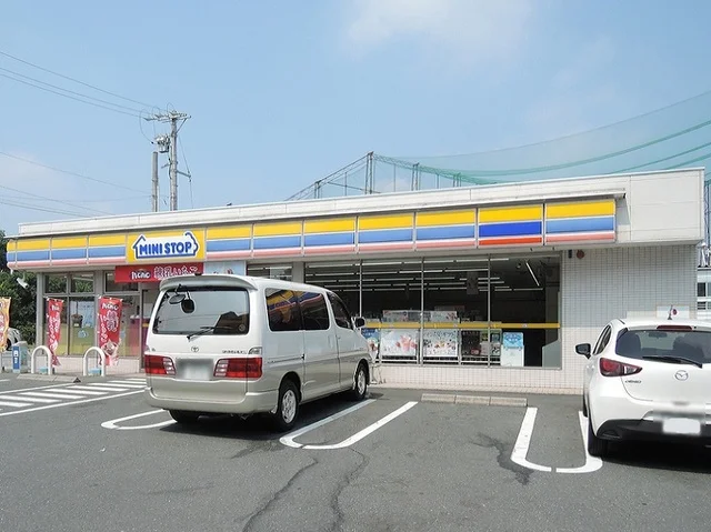 ミニストップ浜松西山町店まで400m