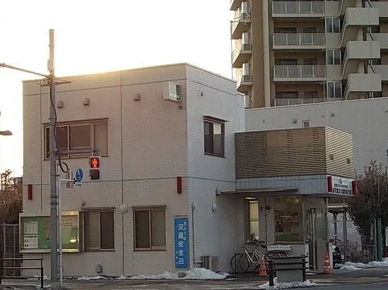見沼代親水公園駅前交番まで400m