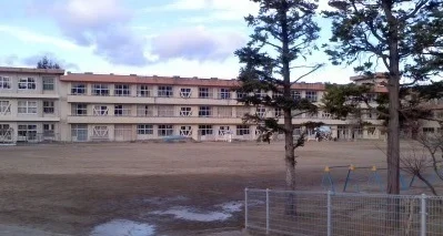 福島市立渡利小学校まで1600m