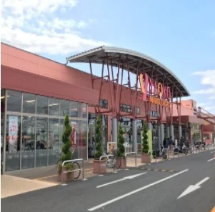 ヤオコーまで1100m