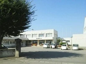 関原小学校まで1280m