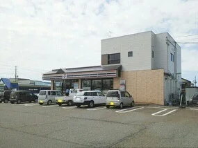 セブンイレブンまで120m