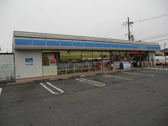 ローソン栗東市御園店まで164m
