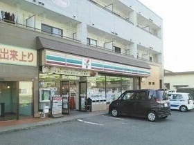 セブンイレブンまで220m