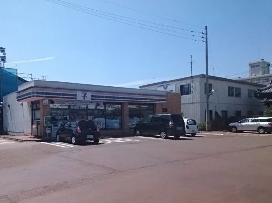 セブン-イレブン 新発田城北町まで85m