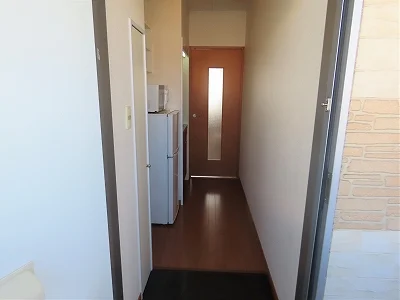 玄関からのアングルです