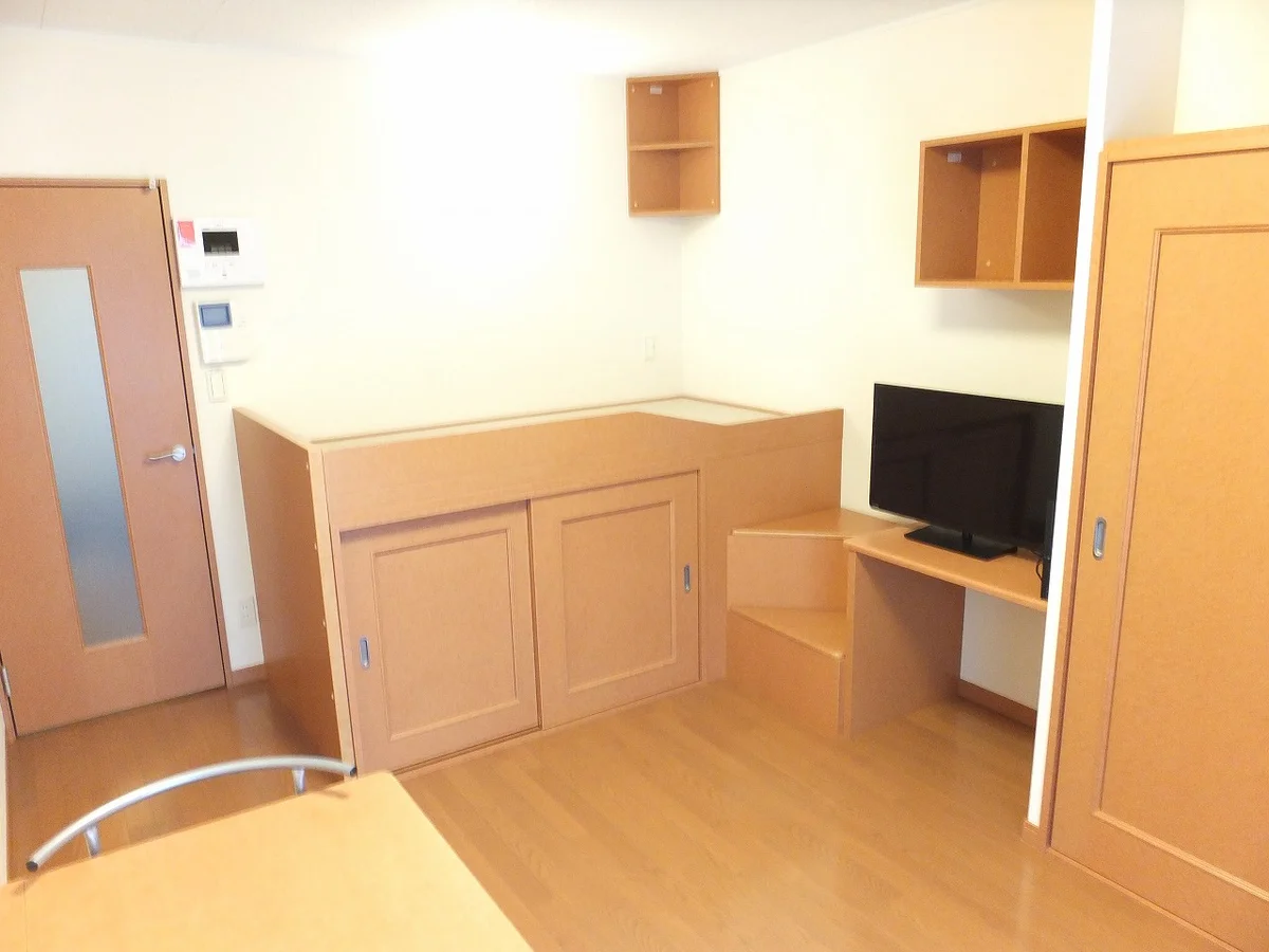 ハイベッドタイプのお部屋です
