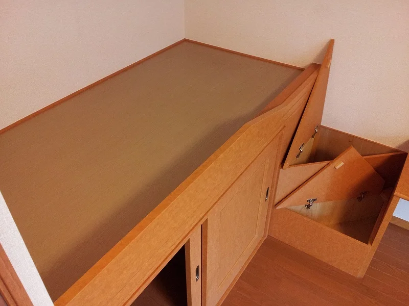 同タイプ部屋の写真となり設備等は現況と異なる場合があります。