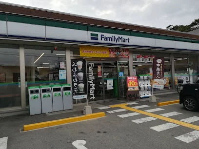 ファミリーマート 橿原石川町店まで550m