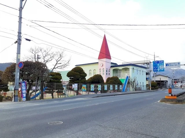 白ゆり幼稚園まで900m
