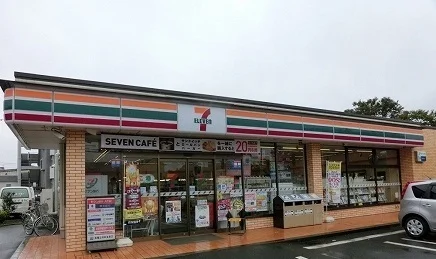 セブンイレブン上鶴間本町6丁目まで350m