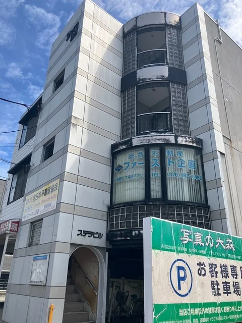 建物外観