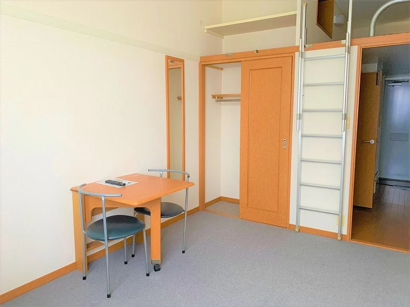 「同タイプの部屋の写真です」「現況優先」