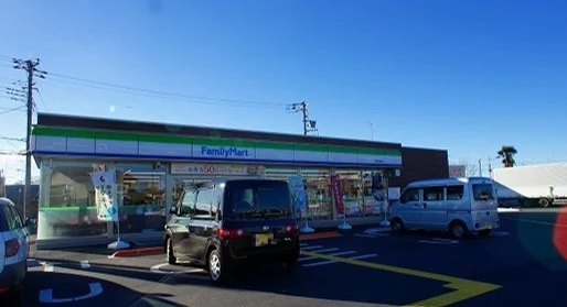 ファミリーマート村岡店まで600m