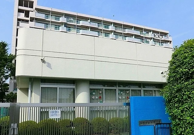 荻野すみれ愛児園まで700m