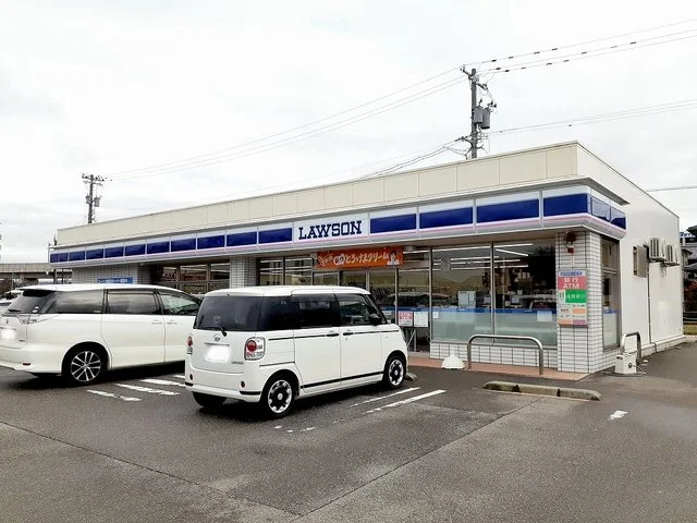 ローソン白山相木町店まで900m