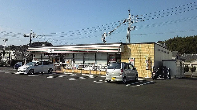 セブンイレブンまで450m