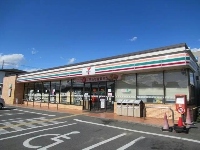 セブンイレブンまで85m