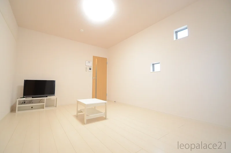 実際のお部屋と異なる場合がございます。