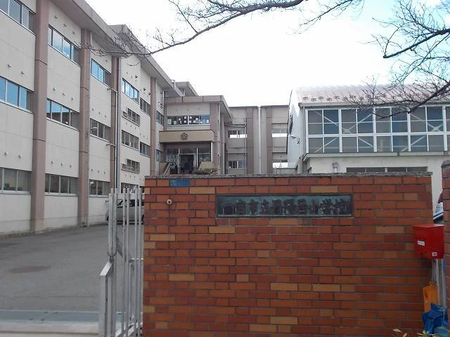 一宮市立丹陽西小学校まで900m