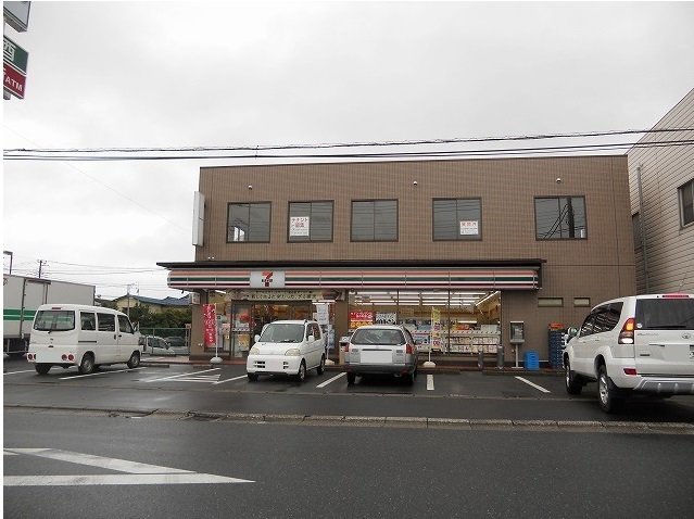 セブンイレブン木更津岩根店まで1400m
