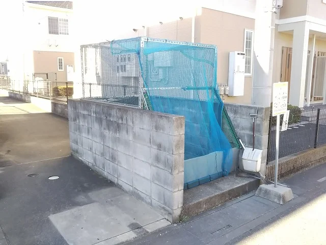 ゴミ置き場